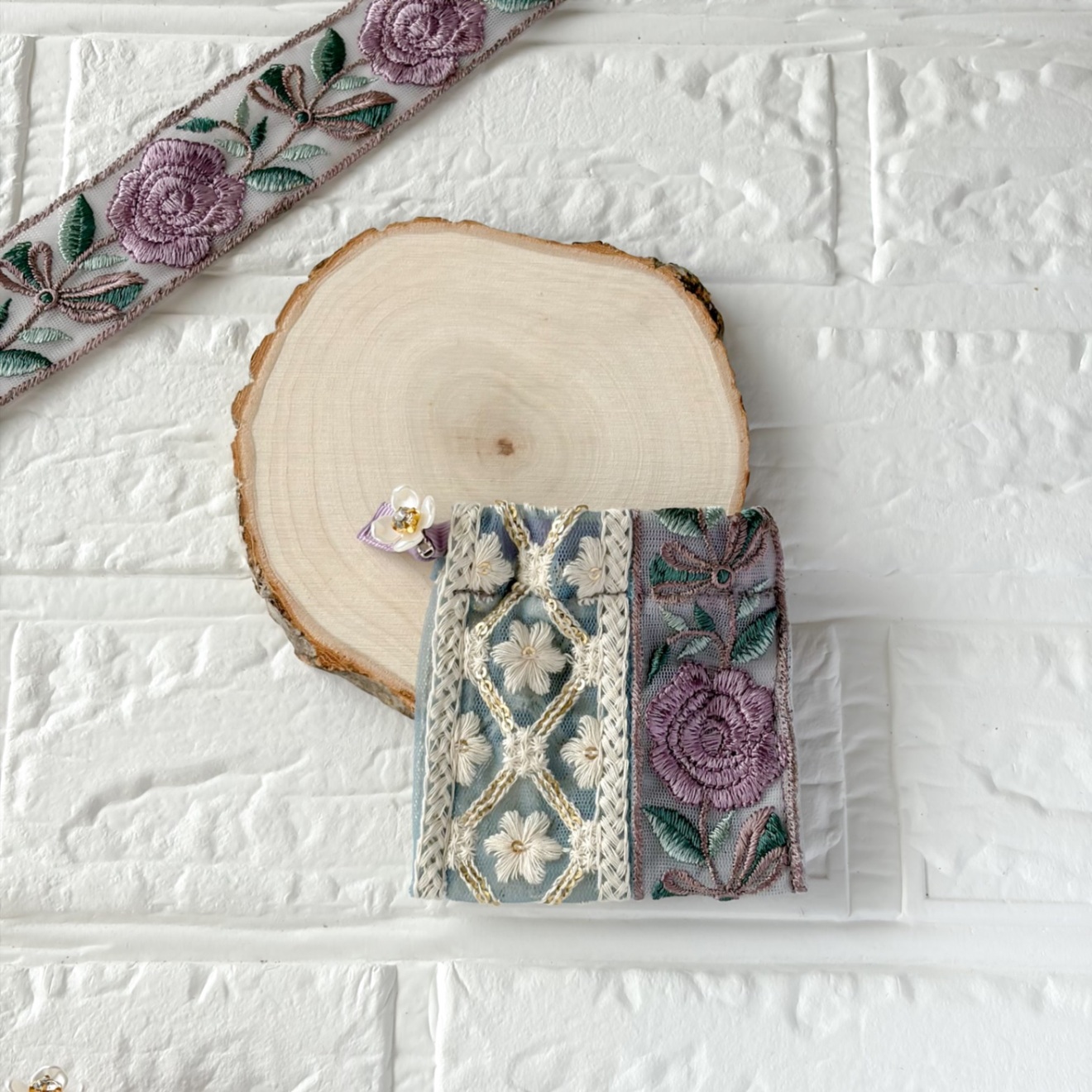 341 インド刺繍リボン　パープル　バラ