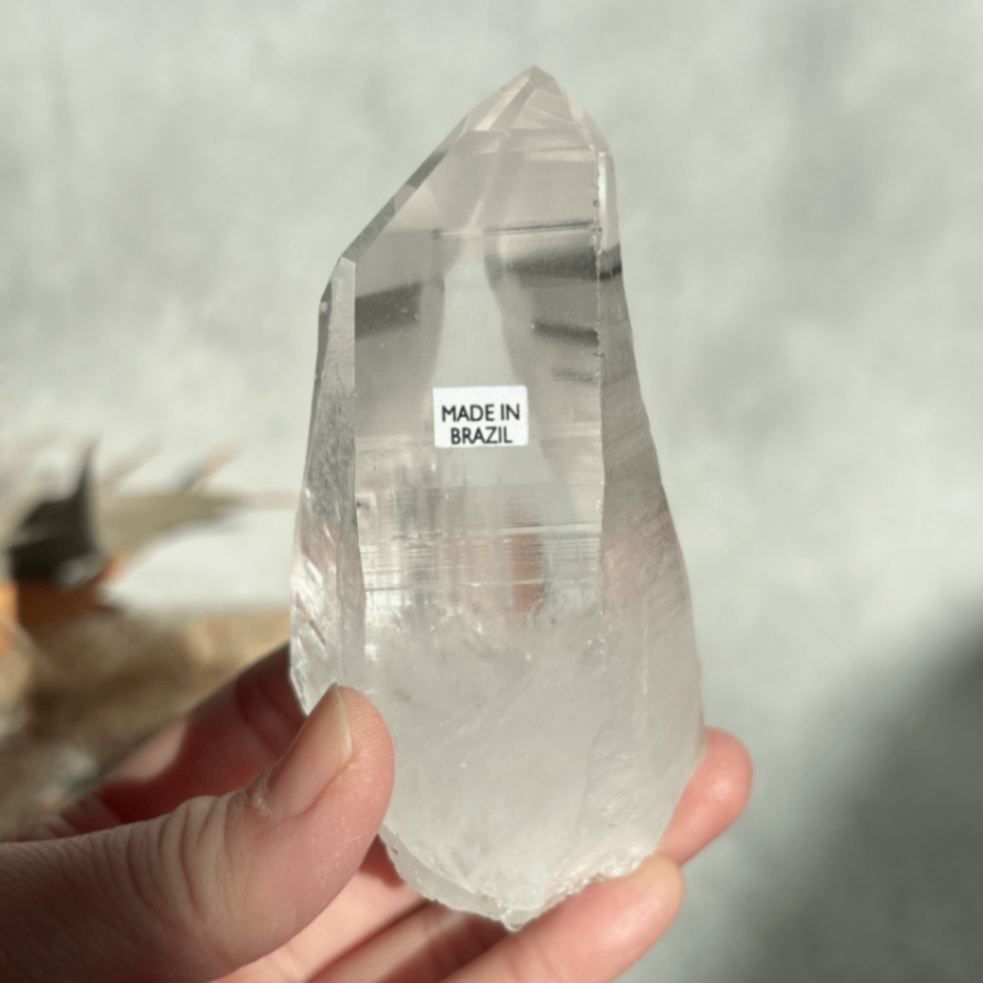 ブラジル・バイーア州アレグレ産レムリアンシードクリスタル