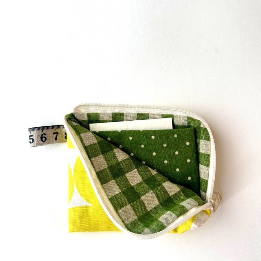 【母の日にも】ハンドメイド メガネケース＆ミニ財布 ギフトセット（イエロードット）