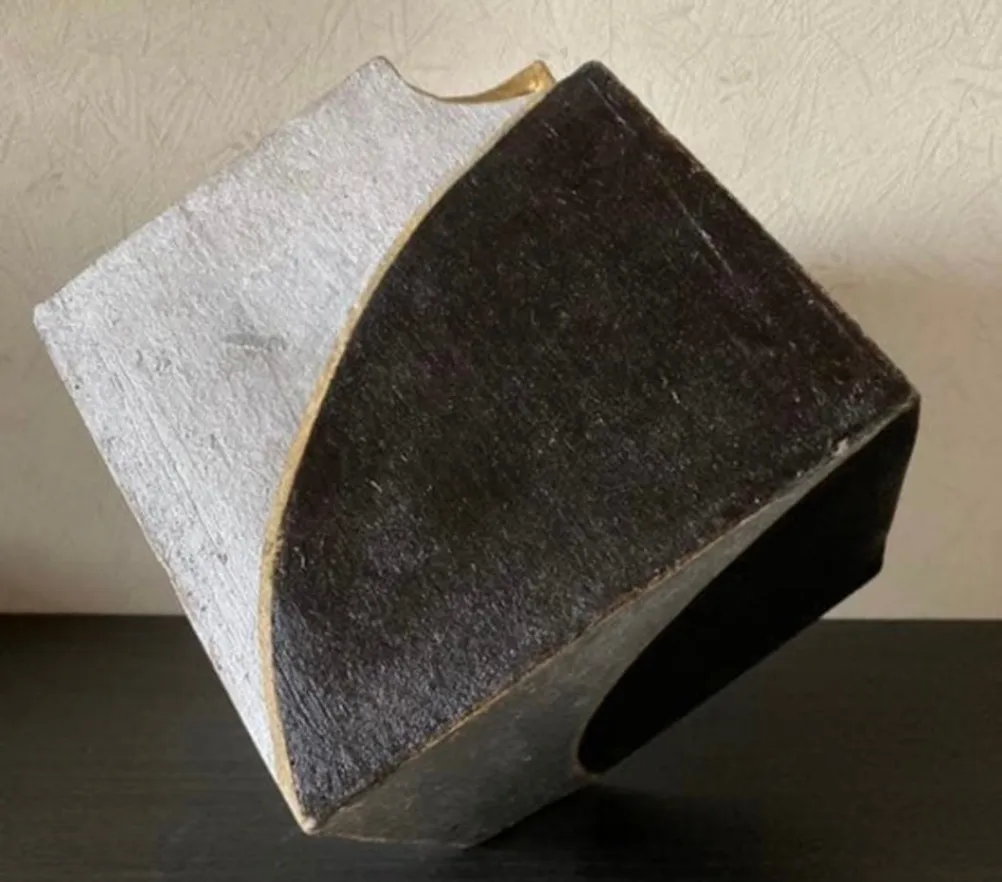 花瓶(四角.キューブ.大) 花器 受賞作家 手作り 一点物 ⑪ 受賞作家 手作り 一点物