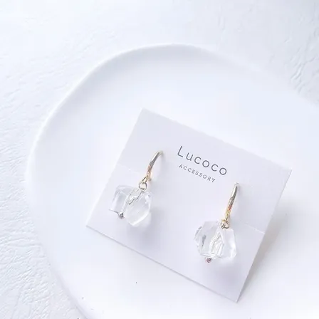 【母の日ギフト】💎クリアストーン イヤリング｜透明感×ゴールド｜夏デザイン✨