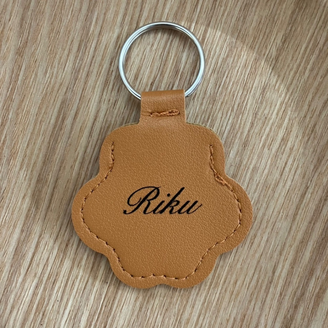 新色追加！【背面文字入れ無料】ワンちゃんネコちゃん　メモリアルキーホルダー🐾