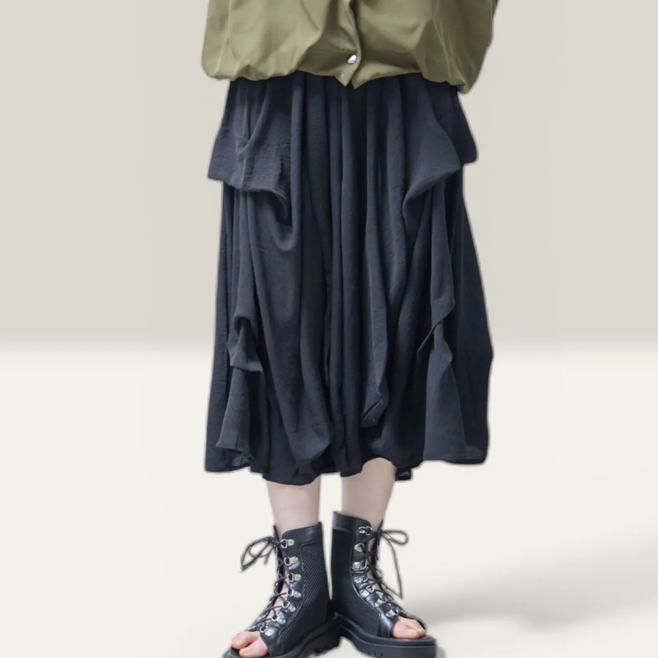 フリル　ワイドパンツ　モードスタイル
ブラック　黒　色違いあり