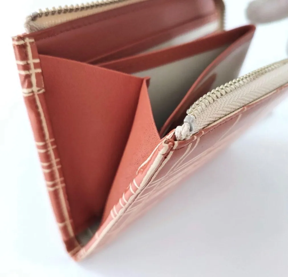 新品　MARGARET HOWELL idea レザーウォレット　コインケース　スリム財布
