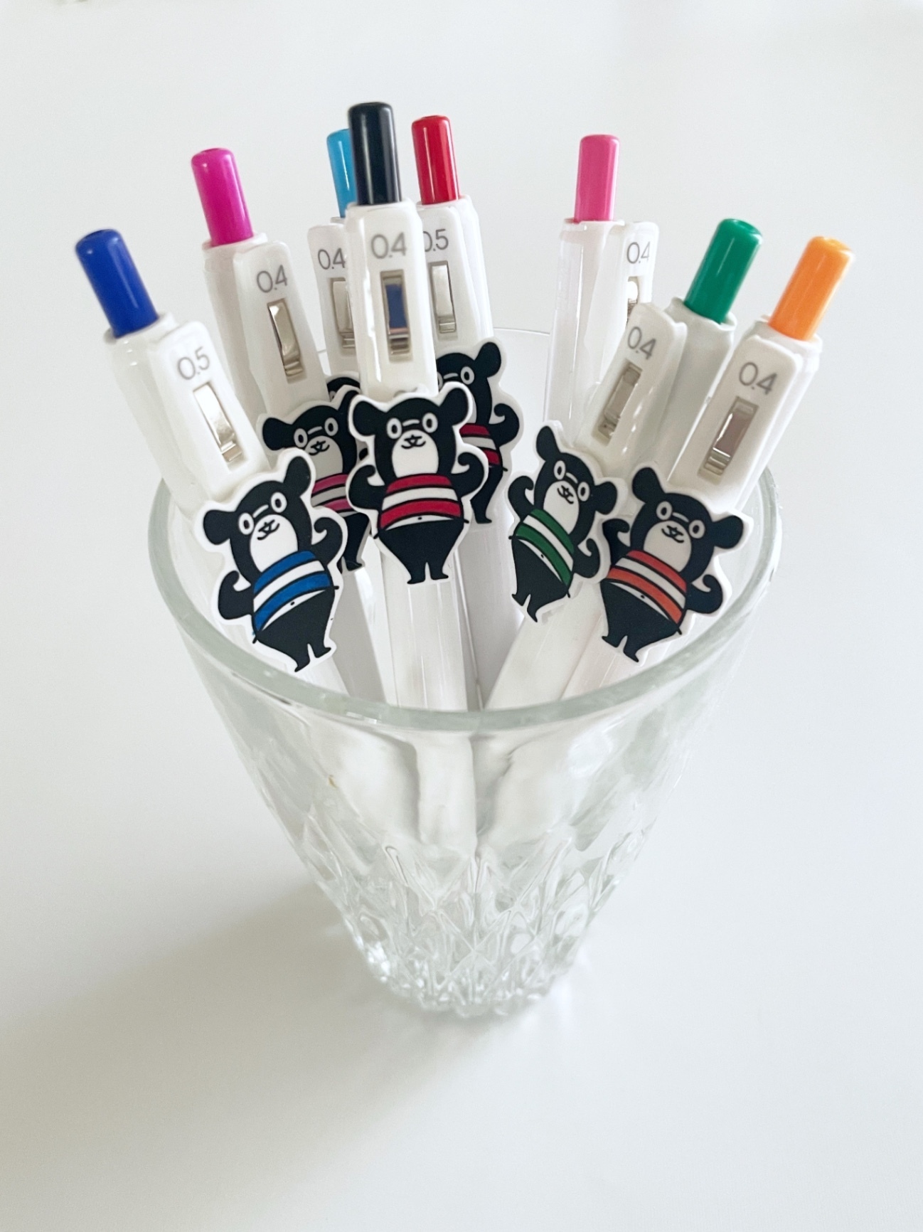 ブングマ　ボールペン〈ガッツポーズ・黒〉