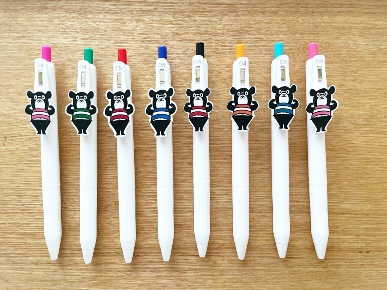 ブングマ　ボールペン〈ガッツポーズ・ピンク〉