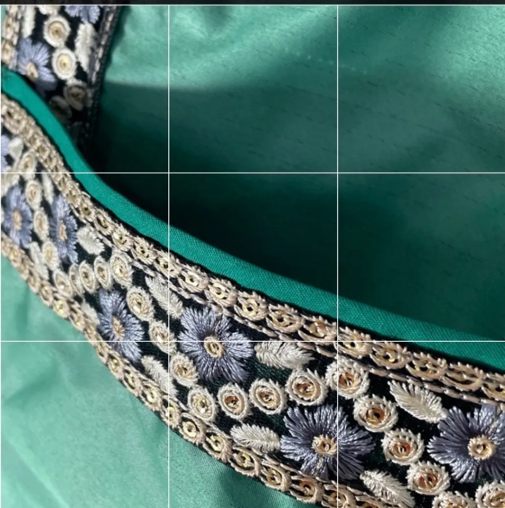 刺繍×フリルデザイン｜大人可愛いグリーントートバッグ｜ハンドメイド一点物