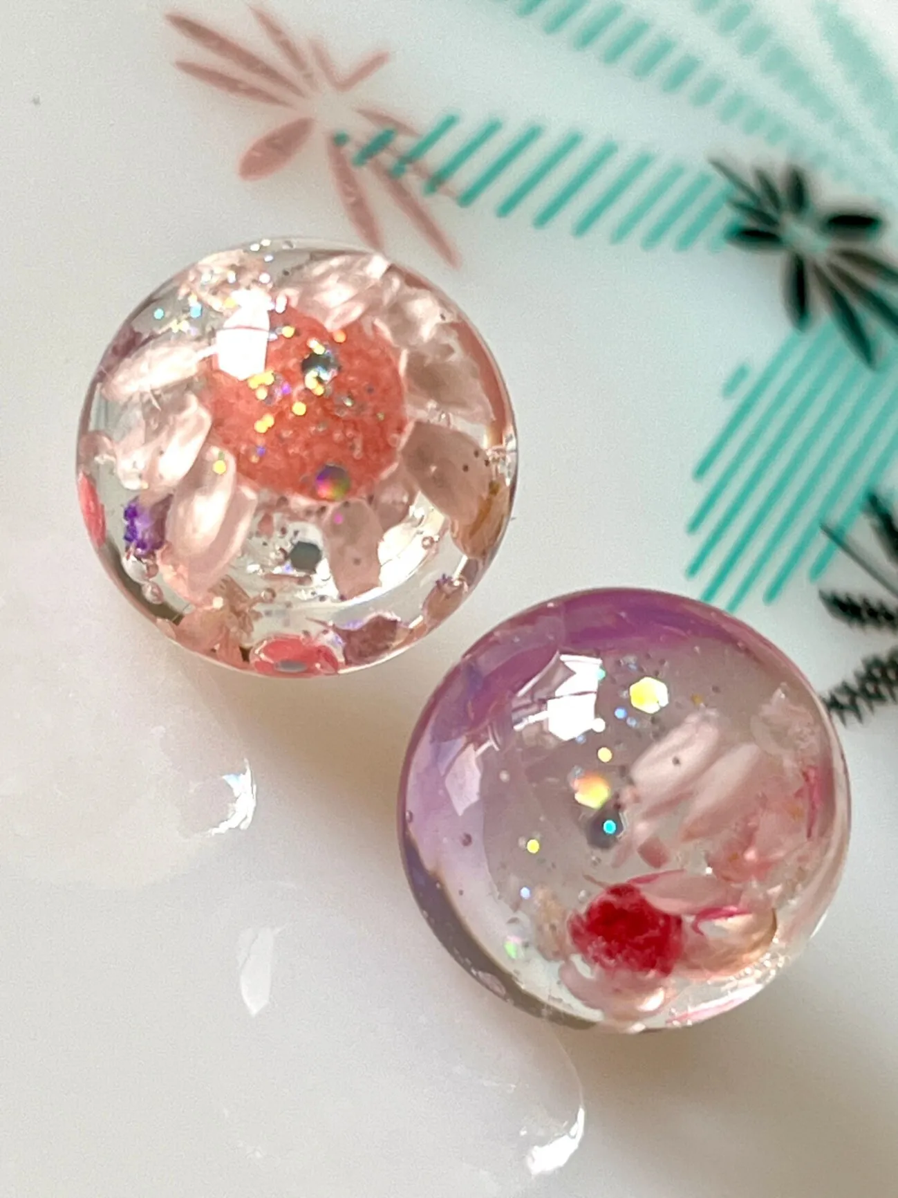 左右違い🌸ドライフラワー入りピアス【リベポ払い歓迎🎉】
