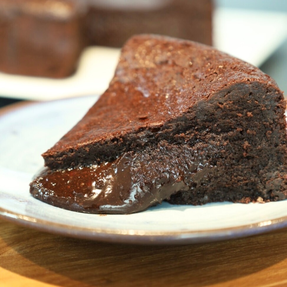 贅沢食べ比べ　とろ生ガトーショコラ1/2＆とろ生チーズケーキ1/2 ※日付指定不可
