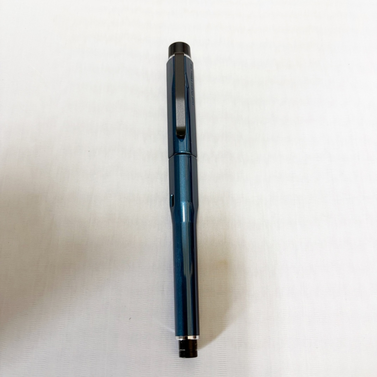 三菱鉛筆『クルトガダイブ』アビスブルー