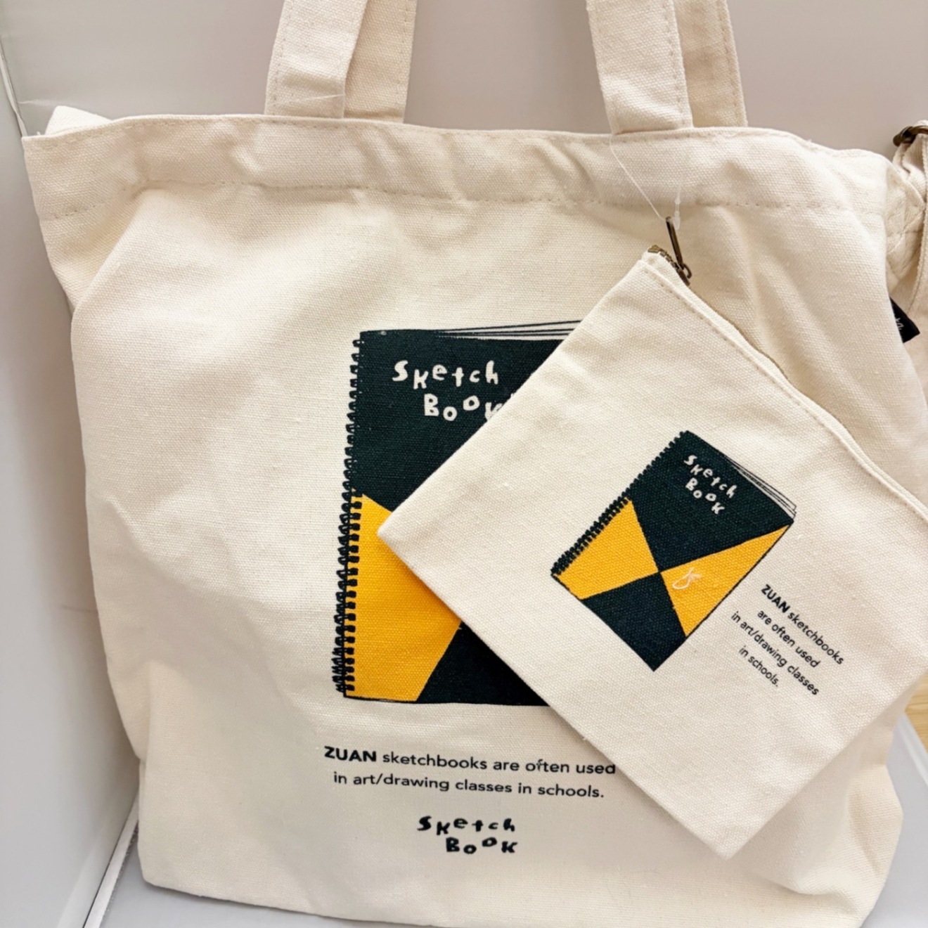 Old Resta ポーチ付き2wayトートバッグ〈スケッチブック〉