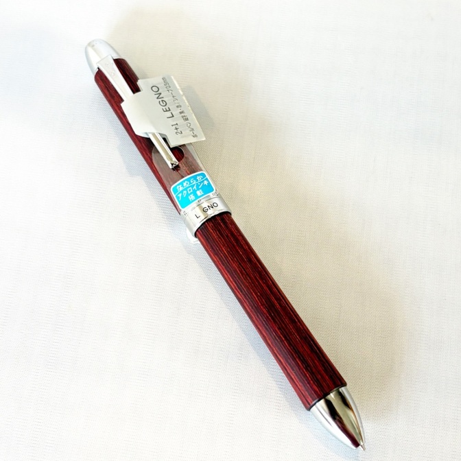 PILOT　LEGNO2＋1〈ダークレッド〉