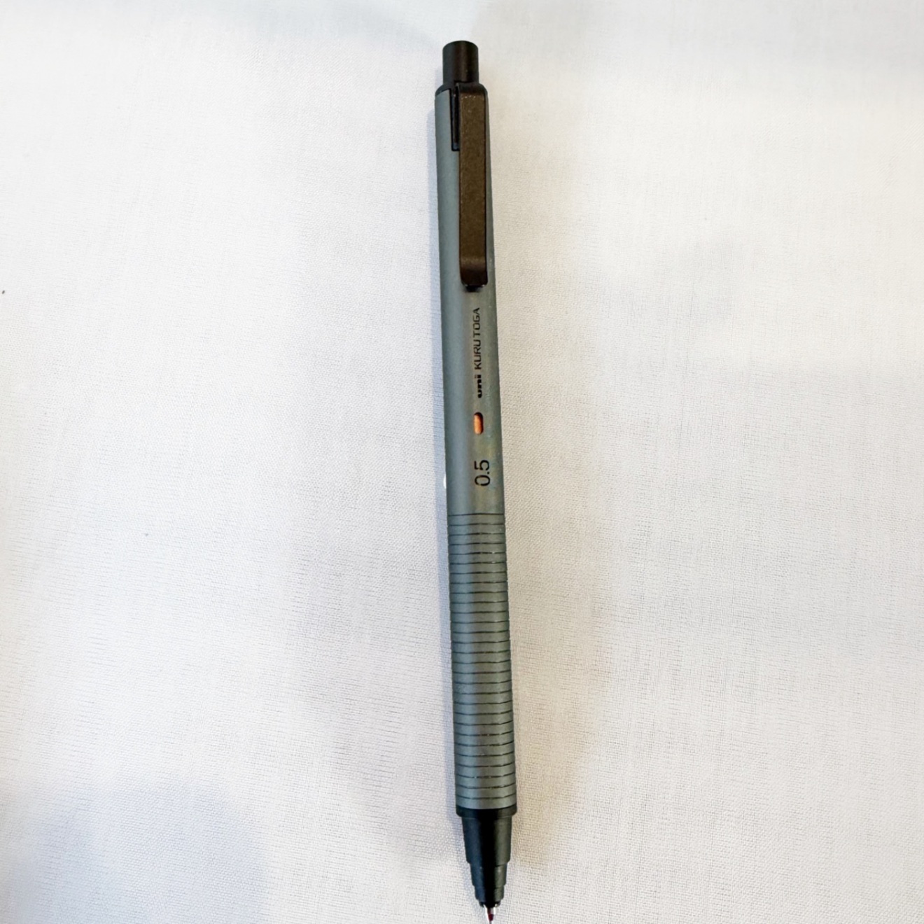 クルトガメタル〈ファントムグレー〉