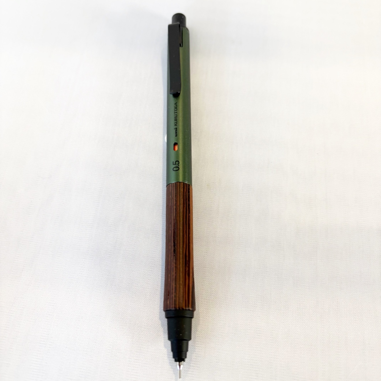 クルトガウッド〈フォレストグリーン〉