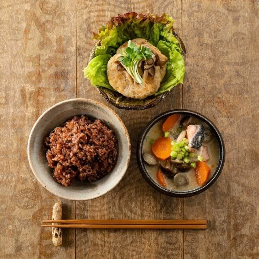 寝かせ玄米ごはんパック 黒米ブレンド 160g×24食｜もちもち・食物繊維たっぷり・腸活｜結わえる
