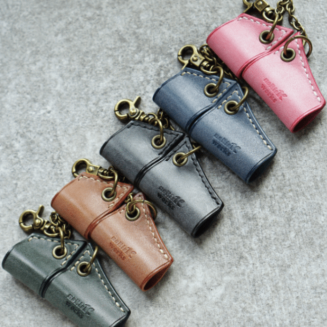 ニベア リッチケア & カラー 専用ケース キャップホルダー 付 | 国産 本革 ロロマレザー