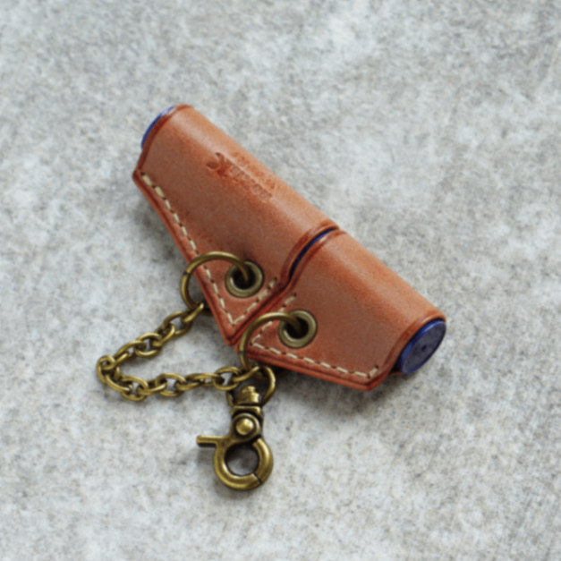 ニベア リッチケア & カラー 専用ケース キャップホルダー 付 | 国産 本革 ロロマレザー