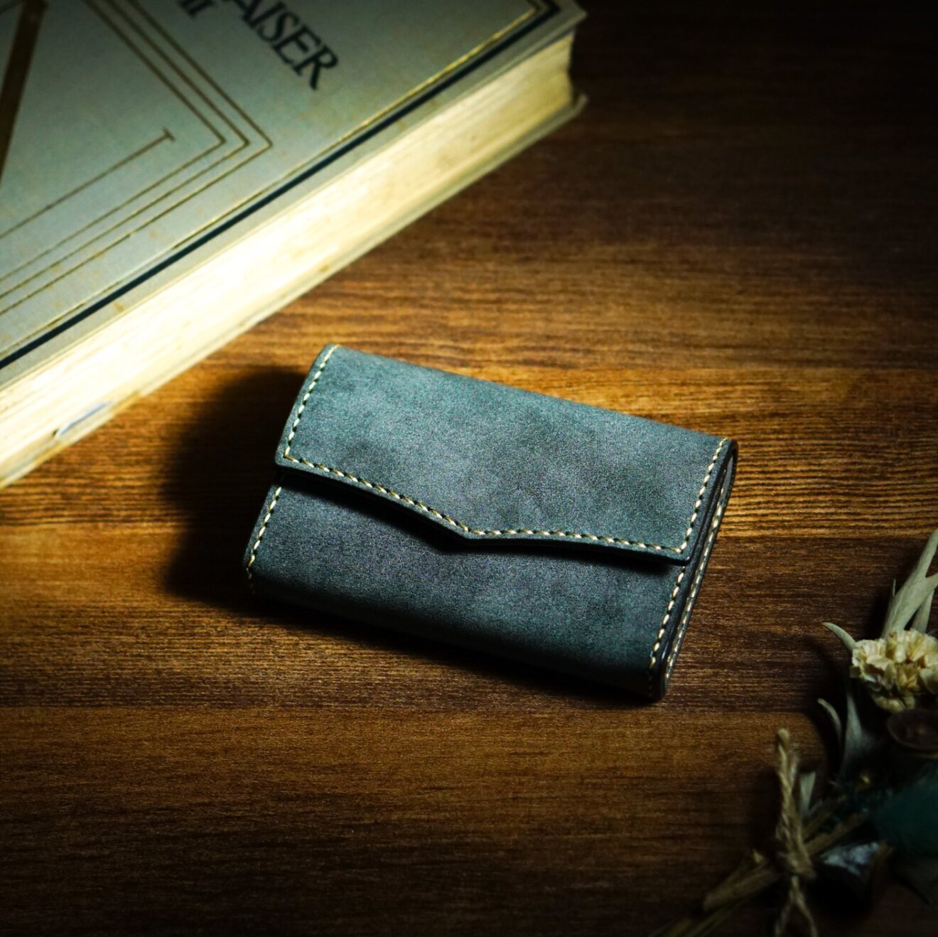 【本革】名刺入れ「縁箱（えにしばこ）」 国産ロロマレザー／大容量グリーン