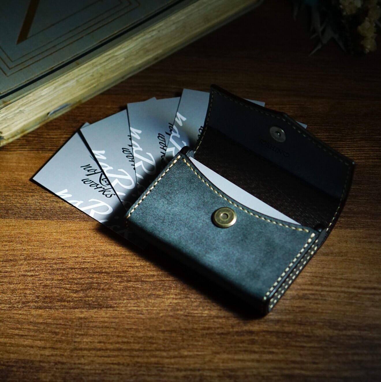 【本革】名刺入れ「縁箱（えにしばこ）」 国産ロロマレザー／大容量グリーン