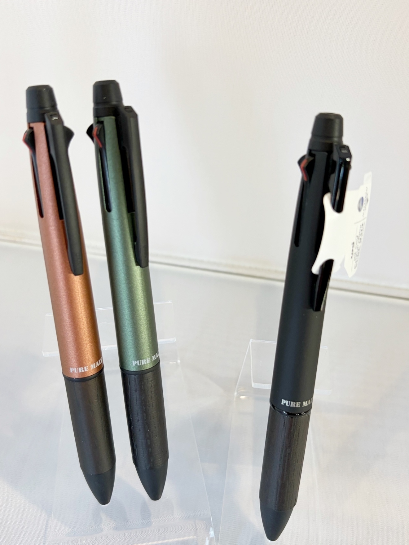 ジェットストリーム4＋1 PURE MALT〈アンバーオレンジ〉