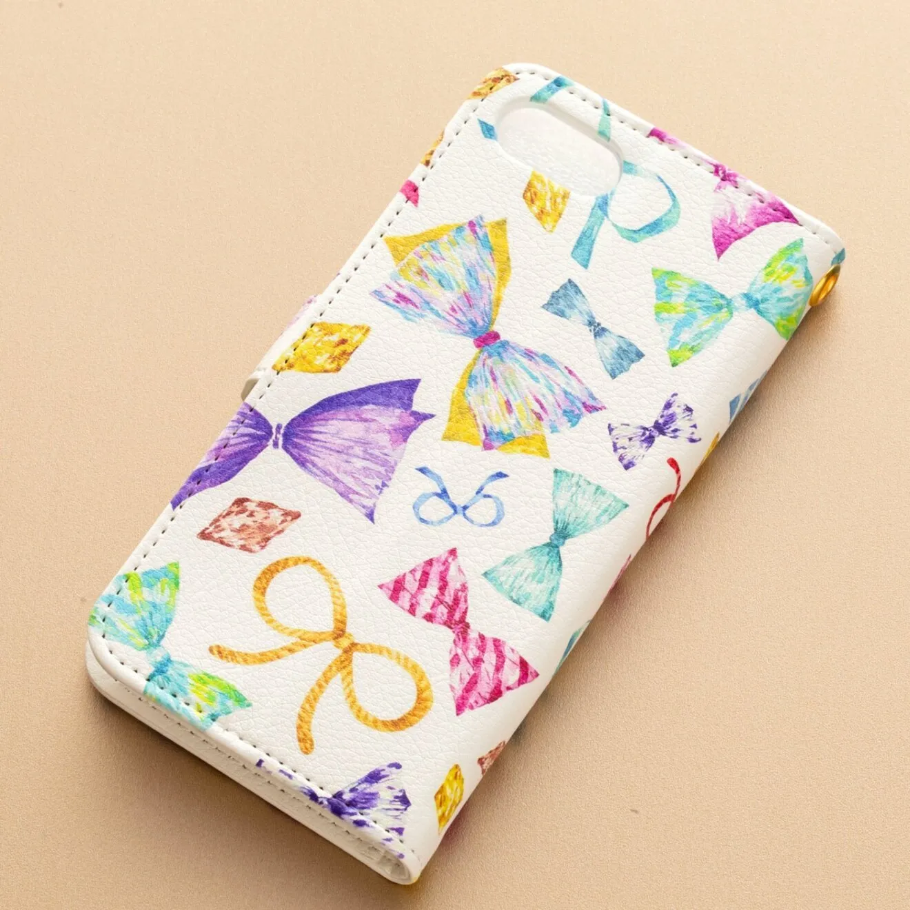 手描き水彩画 ˖⁺ 見るたび癒される ˖⁺ リボン柄の手帳型スマホケース iPhone対応