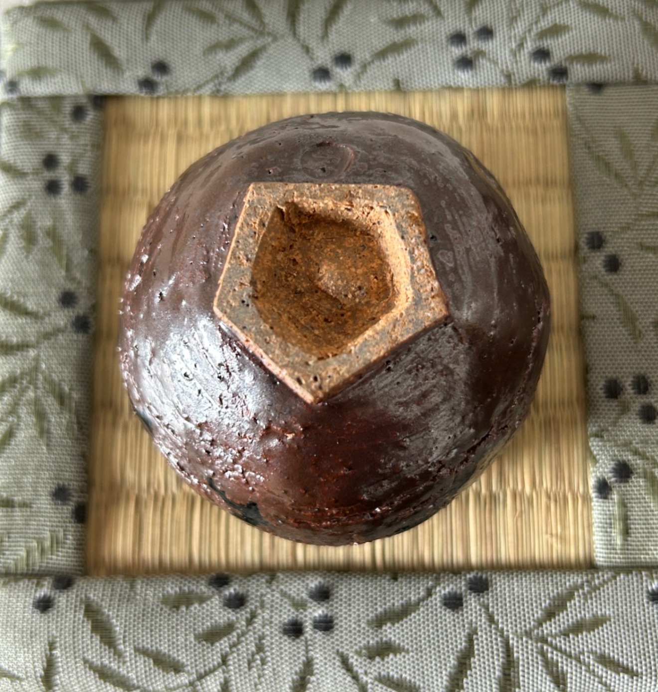 手捻り油滴天目×イラボ釉 ぐい呑み 原初の炎が生んだ一点物 受賞作家作品 湯呑み 小鉢