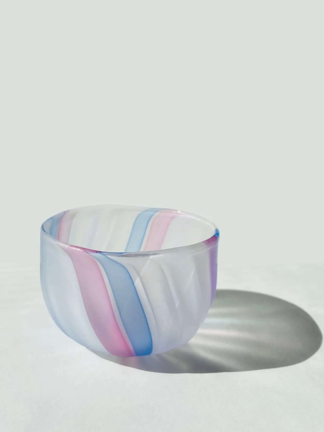 吹きガラス_器_Bowl_Flow Line – Petal Celeste