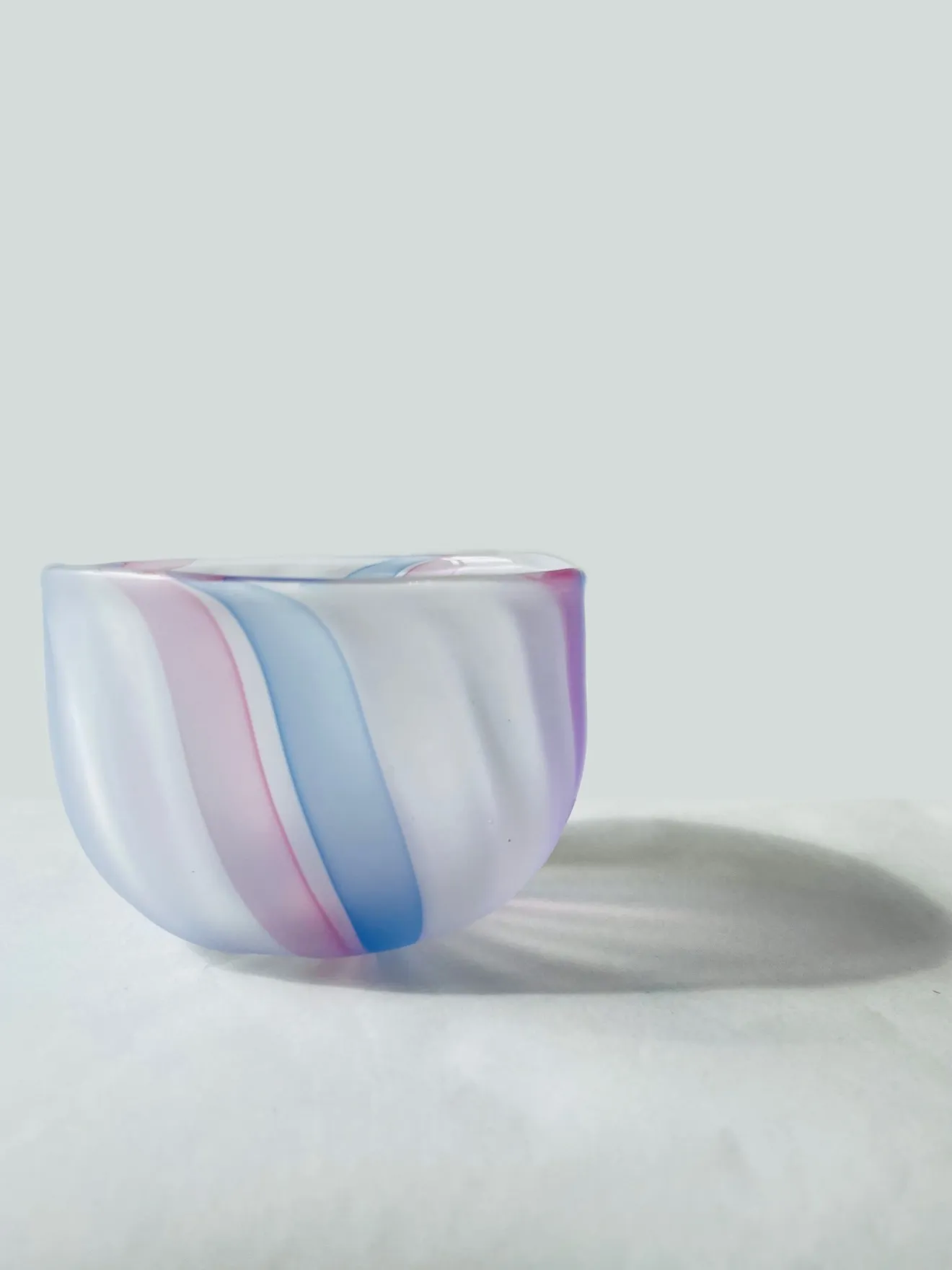 吹きガラス_器_Bowl_Flow Line – Petal Celeste