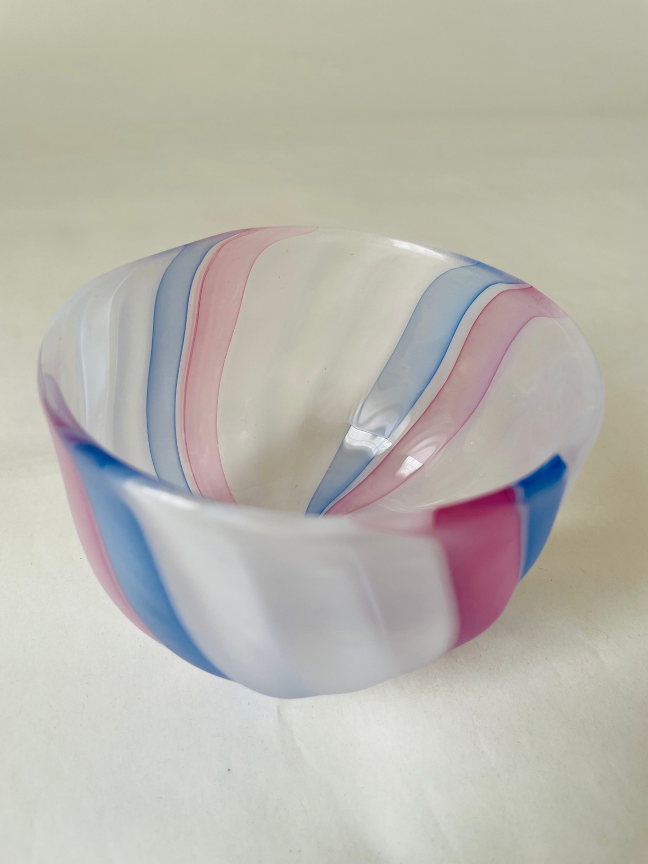 吹きガラス_器_Bowl_Flow Line – Petal Celeste