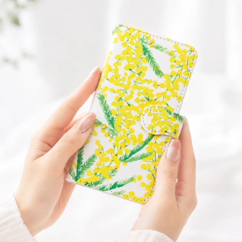 手描き水彩画 ˖⁺ 見るたび癒される ˖⁺ミモザ柄の手帳型スマホケース iPhone対応