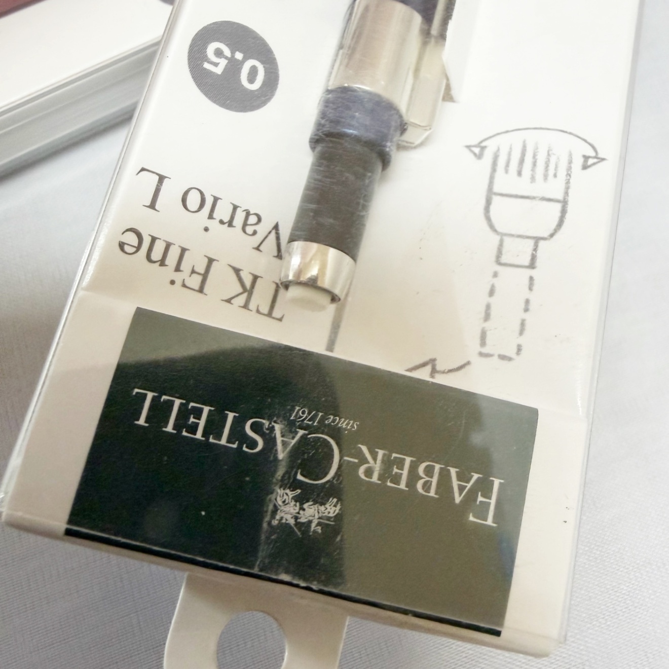 ファーバーカステル〈グレー〉