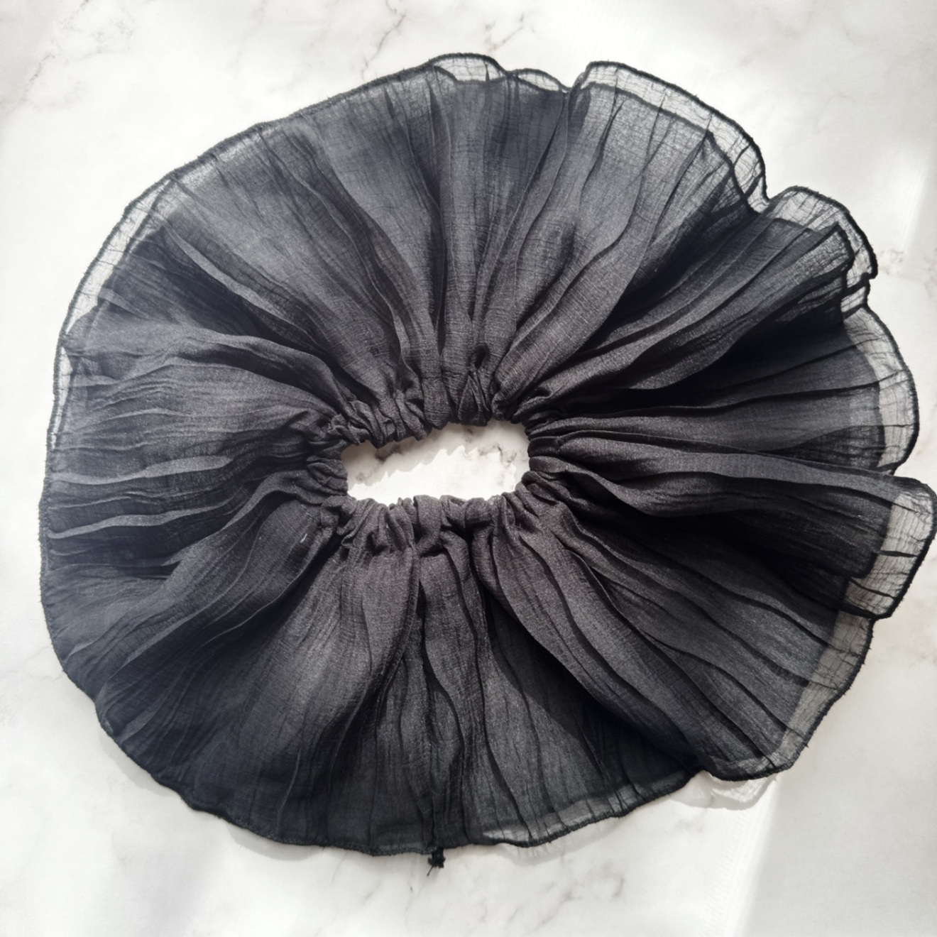 【lamu.】Sheer Ruffle Hair Scrunchie / シアーフリルシュシュ
