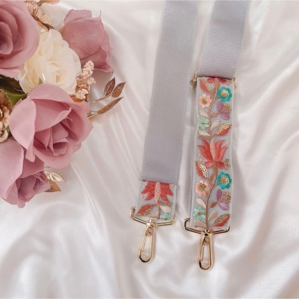 ショルダーリボンストラップ　インド刺繍　特別価格（ハンドメイド）