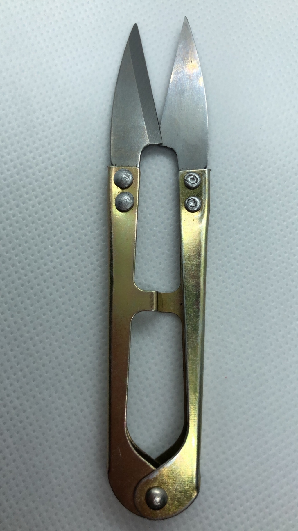 大好評！！切れ味抜群！！にぎりバサミ 糸切りばさみ 2本