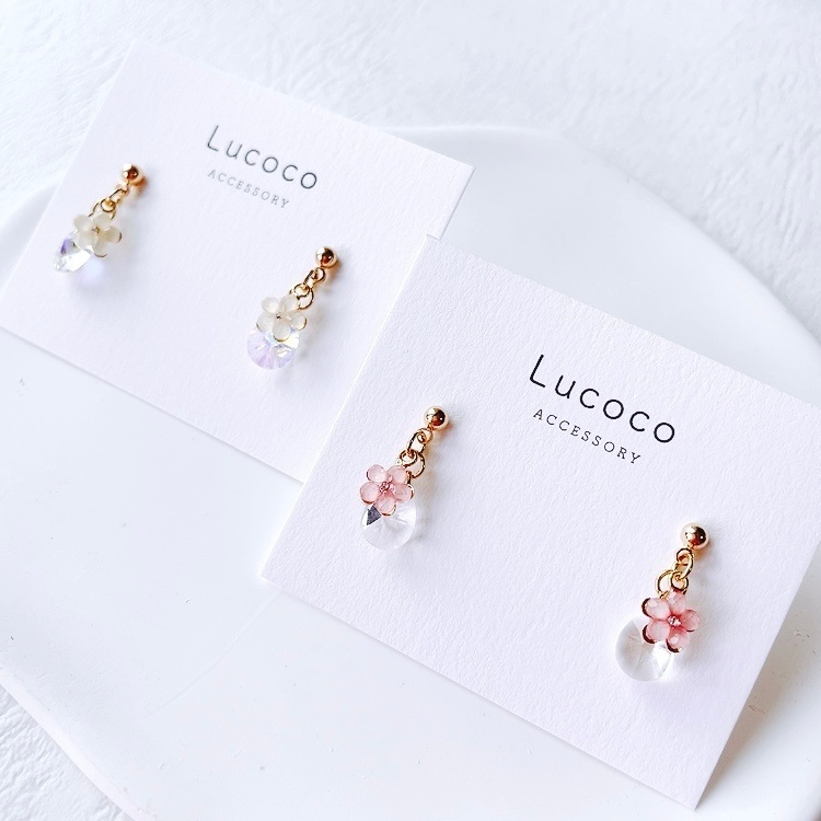 🌼フラワー×クリアドロップピアス（イヤリング）｜ピンクorホワイト｜小ぶりデザイン