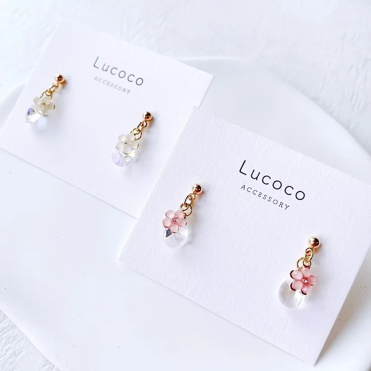 🌼フラワー×クリアドロップピアス（イヤリング）｜ピンクorホワイト｜小ぶりデザイン