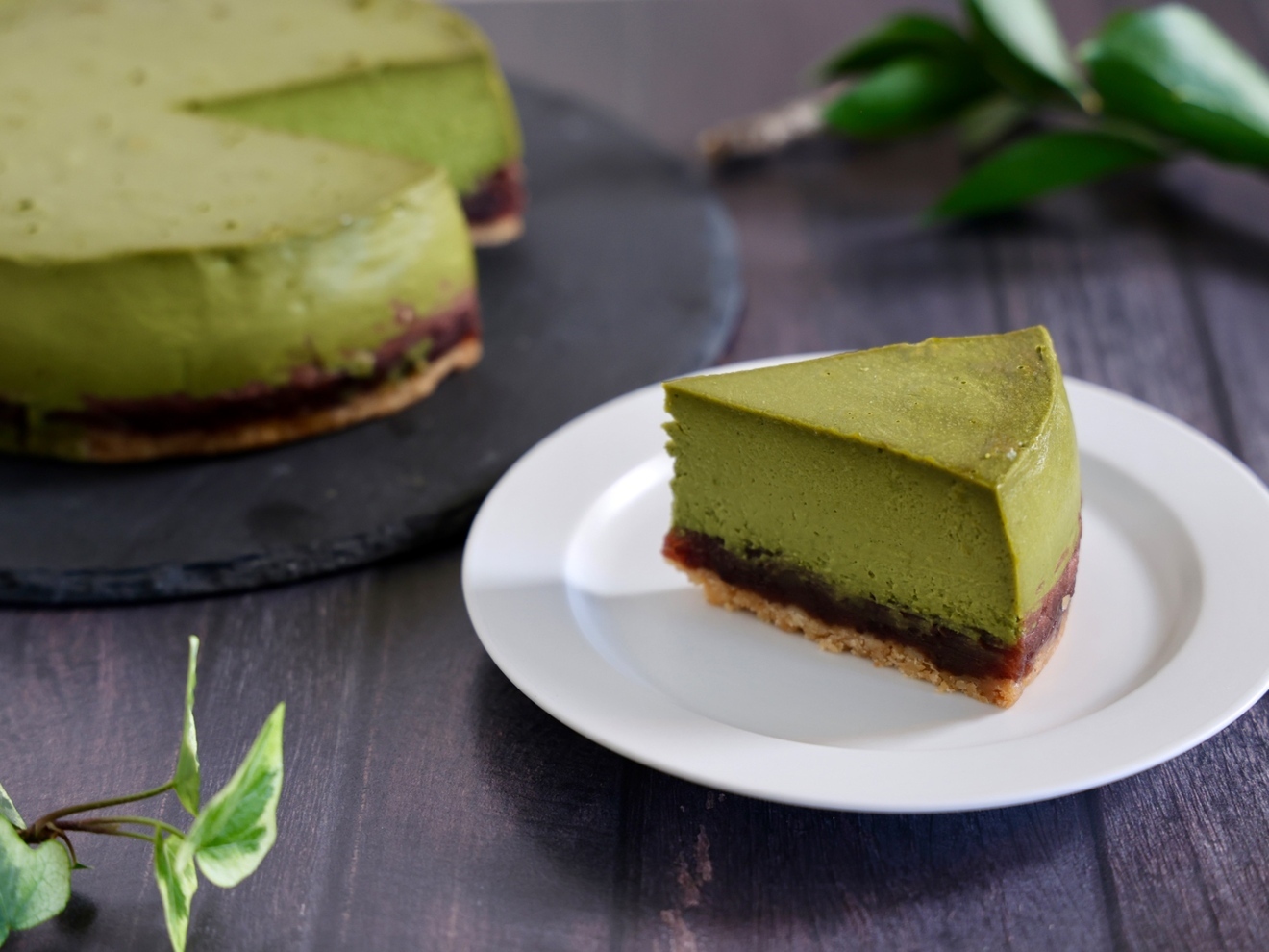 西尾産抹茶と粒あんのチーズケーキ