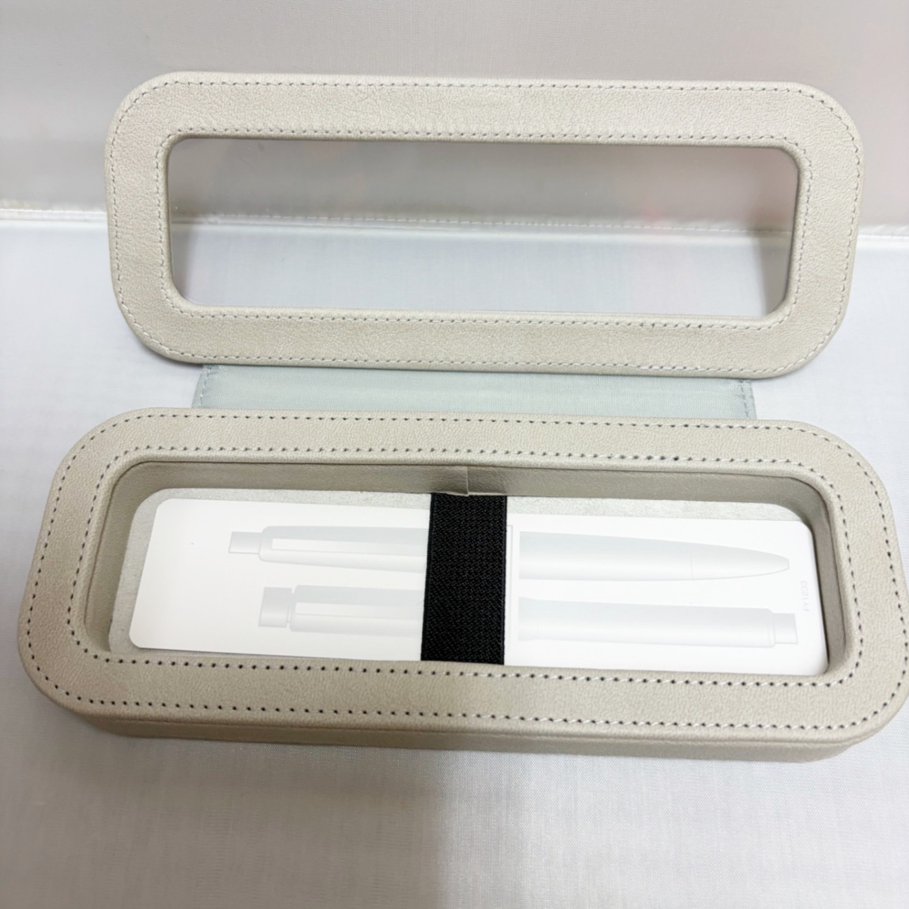 フレームペンケース〈グレー〉