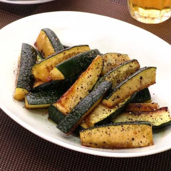 一度食べたらハマる！ジューシー甘うまズッキーニ