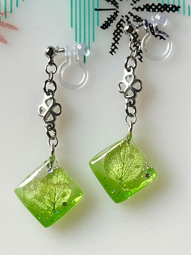ノンホールピアス🌸初夏の新緑風【リベポ払い歓迎🎉】