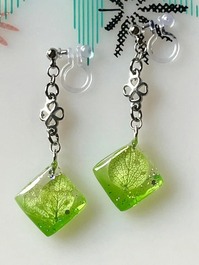 ノンホールピアス🌸初夏の新緑風【リベポ払い歓迎🎉】