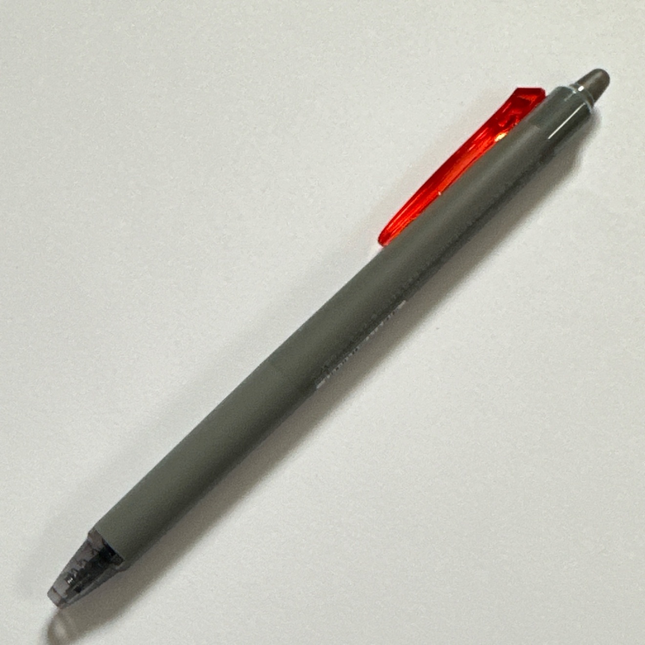 パイロット フリクションシナジーノック レッド 0.5mm 消せるボールペン