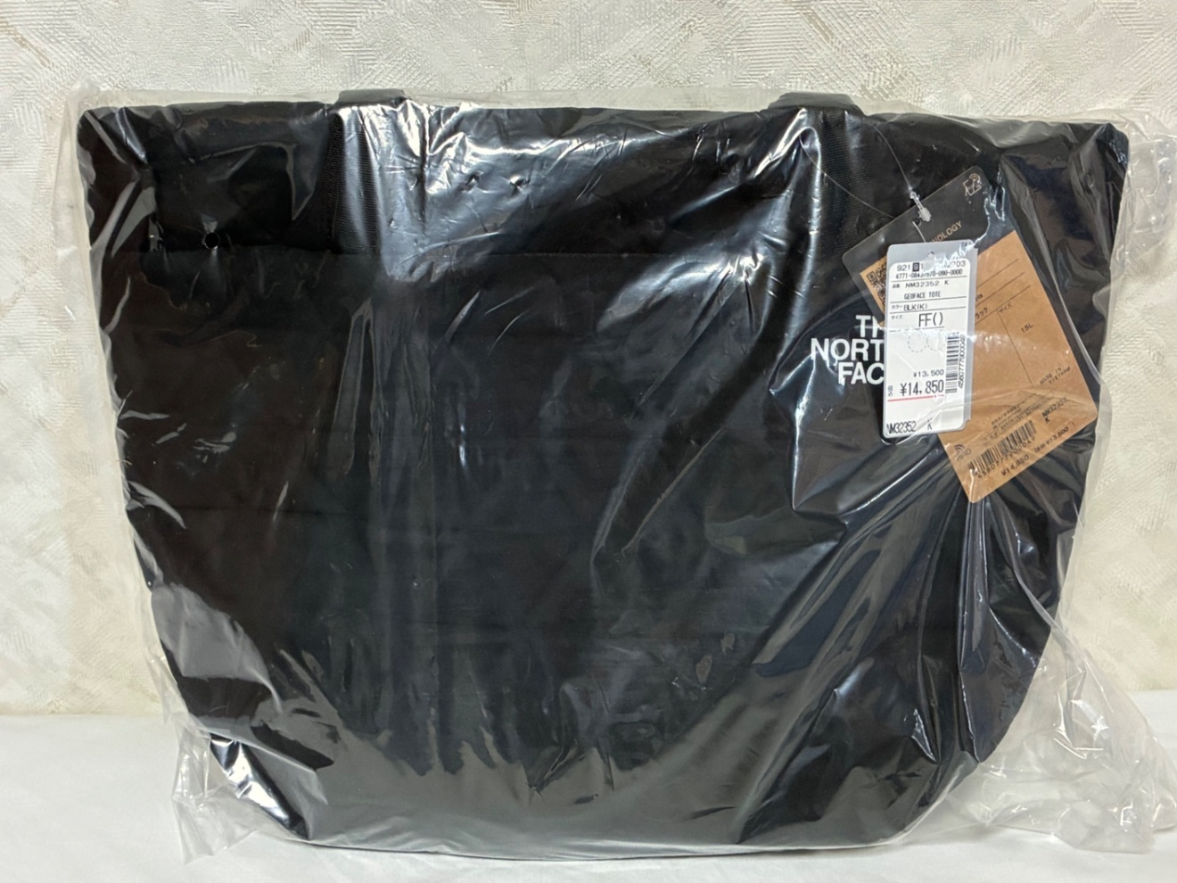 【新品】ノースフェイス ジオフェイストートバッグ NM32352 K