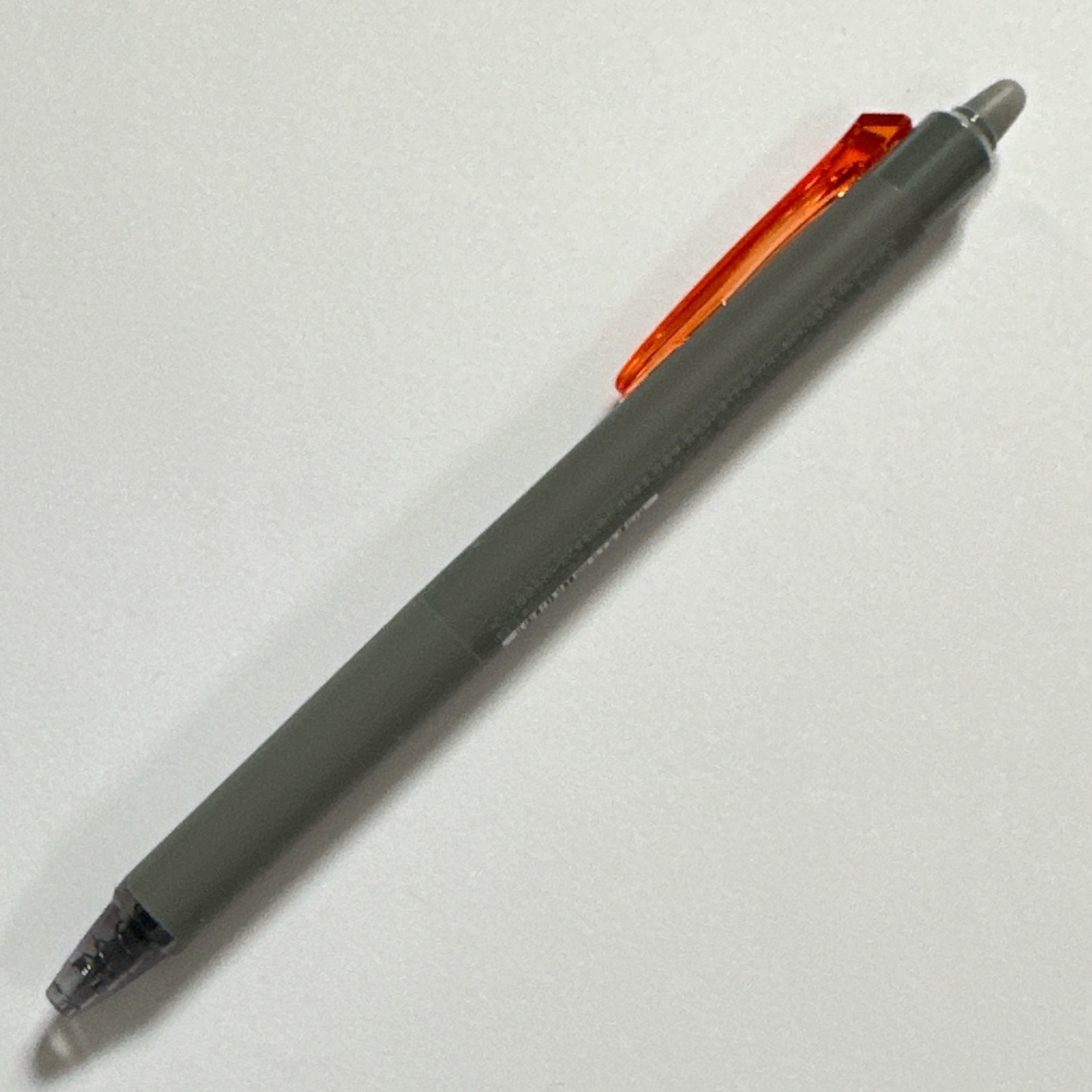 パイロット フリクションシナジーノック オレンジ 0.4mm 消せるボールペン
