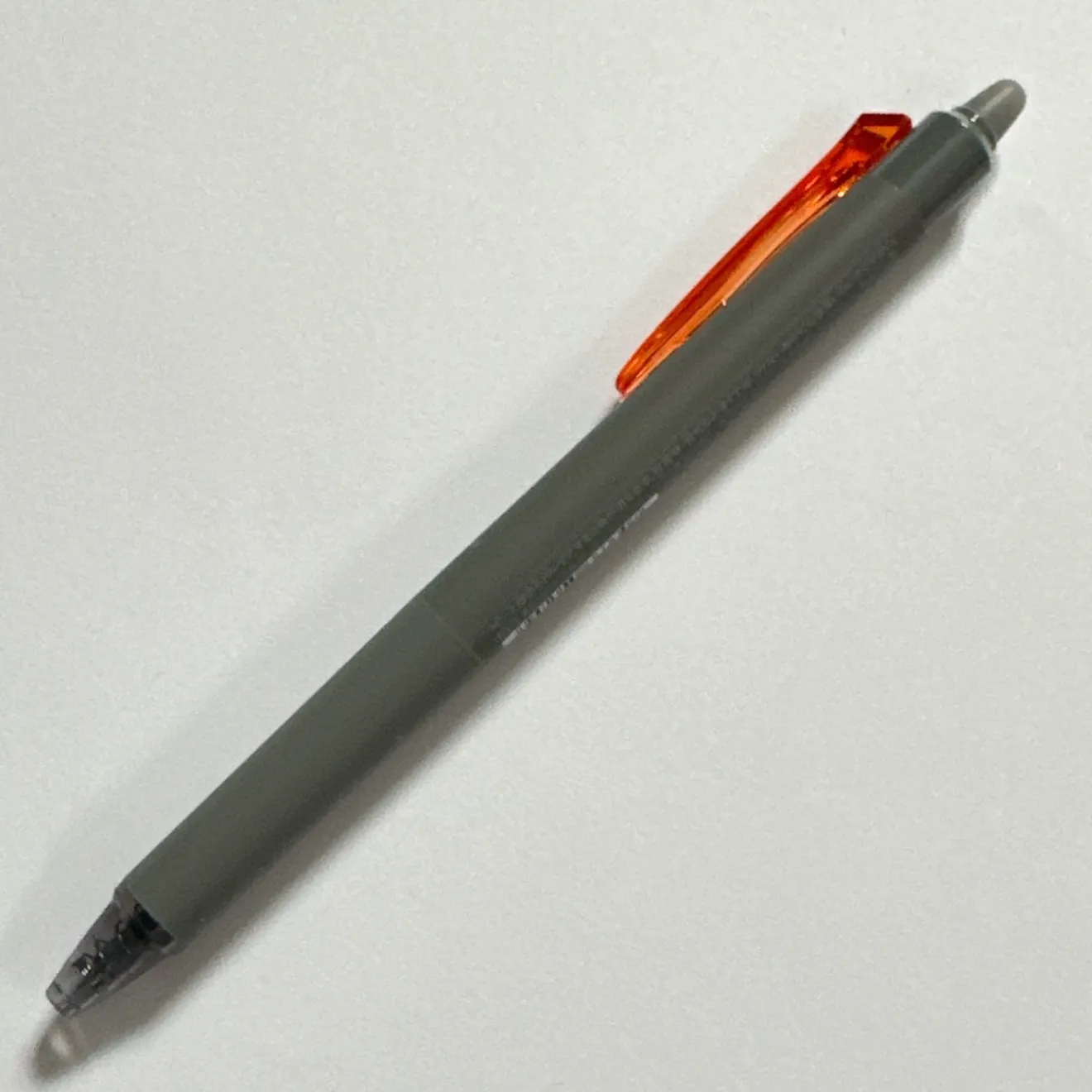 パイロット フリクションシナジーノック オレンジ 0.4mm 消せるボールペン