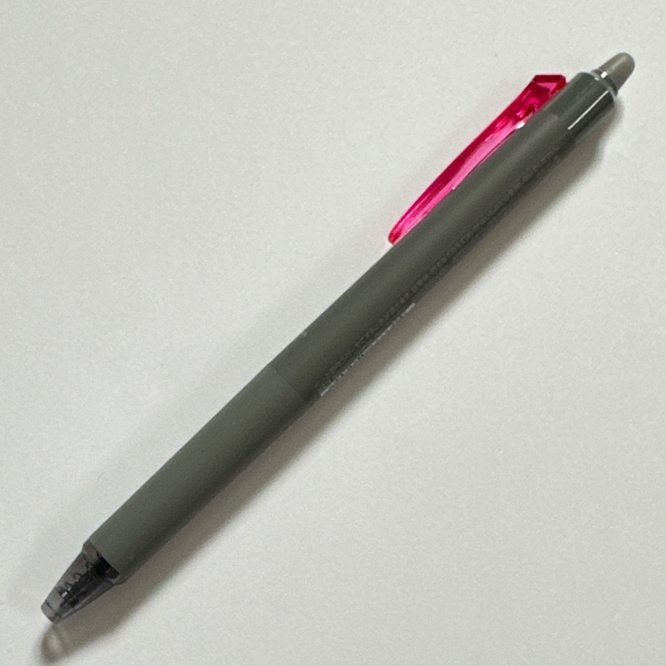 パイロット フリクションシナジーノック ピンク 0.4mm 消せるボールペン