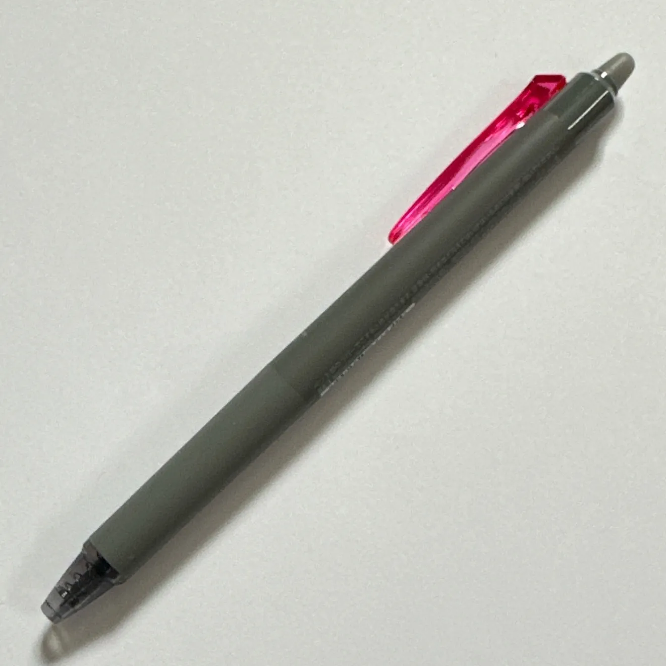 パイロット フリクションシナジーノック ピンク 0.4mm 消せるボールペン
