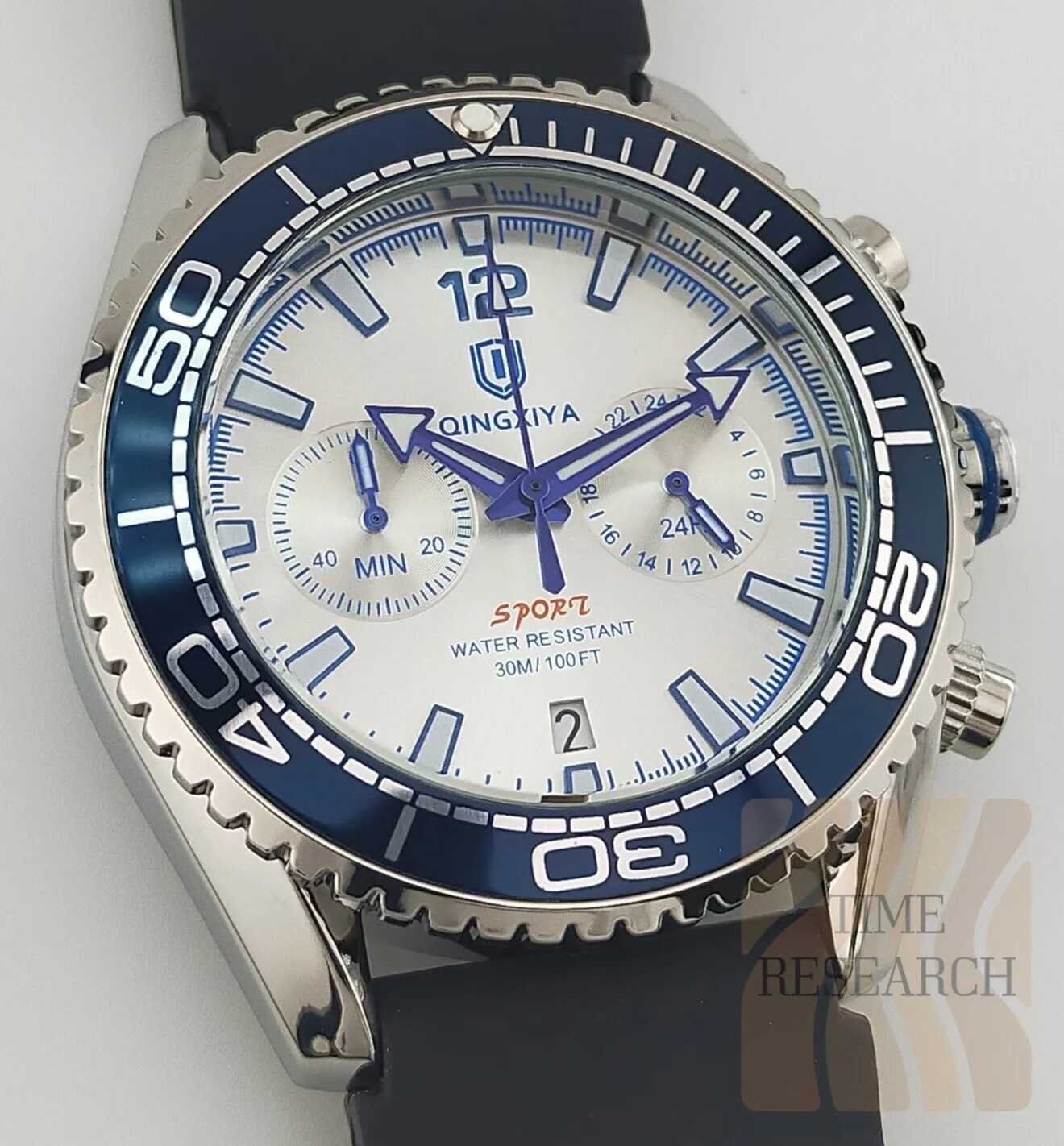 屈強スポーツウォッチを極める【２カウンター/新品】クロノグラフ 高強度ラバー ②