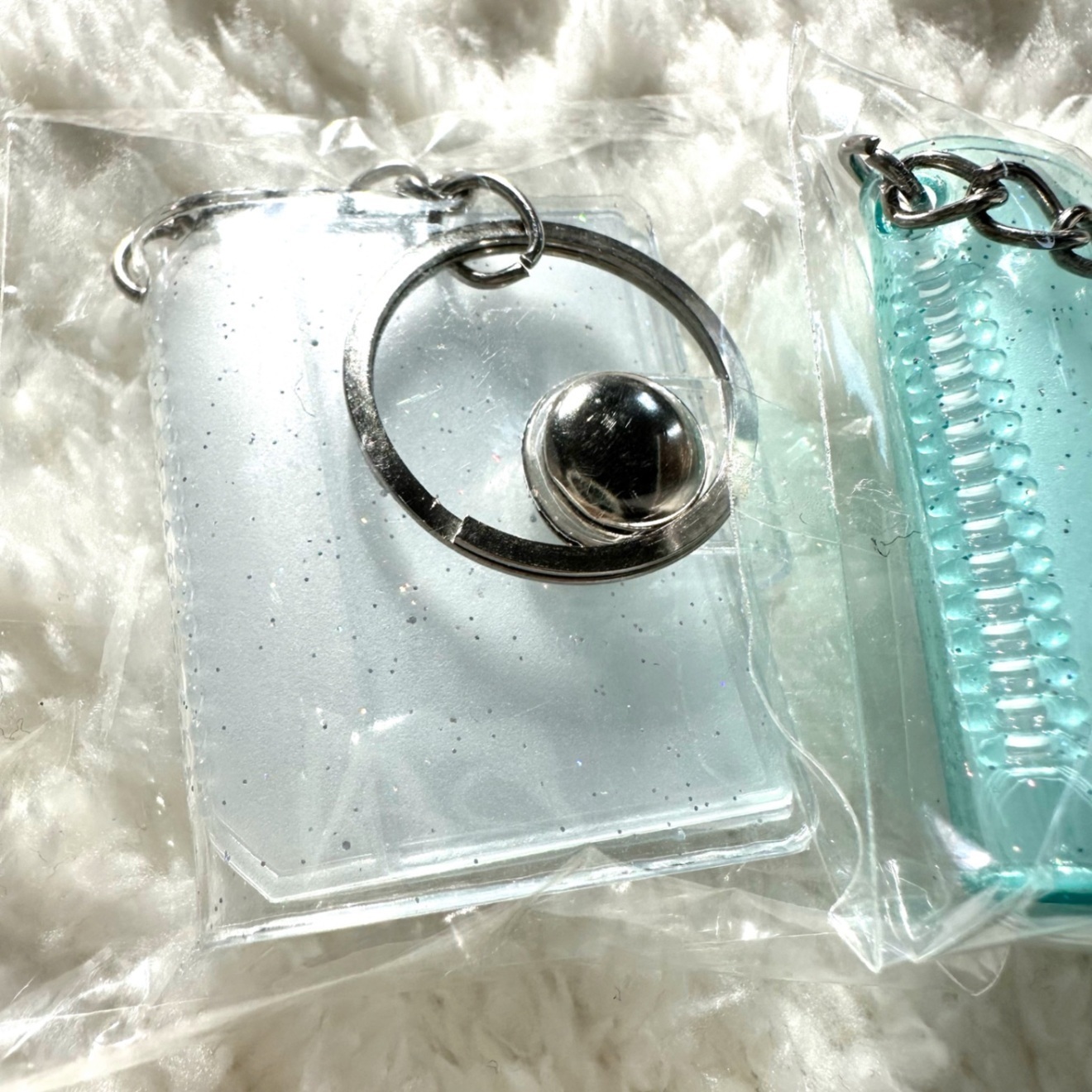 ４個セット　ラメ入り　ミニシール帳 キーホルダー付き　4色　推し活　ラメ