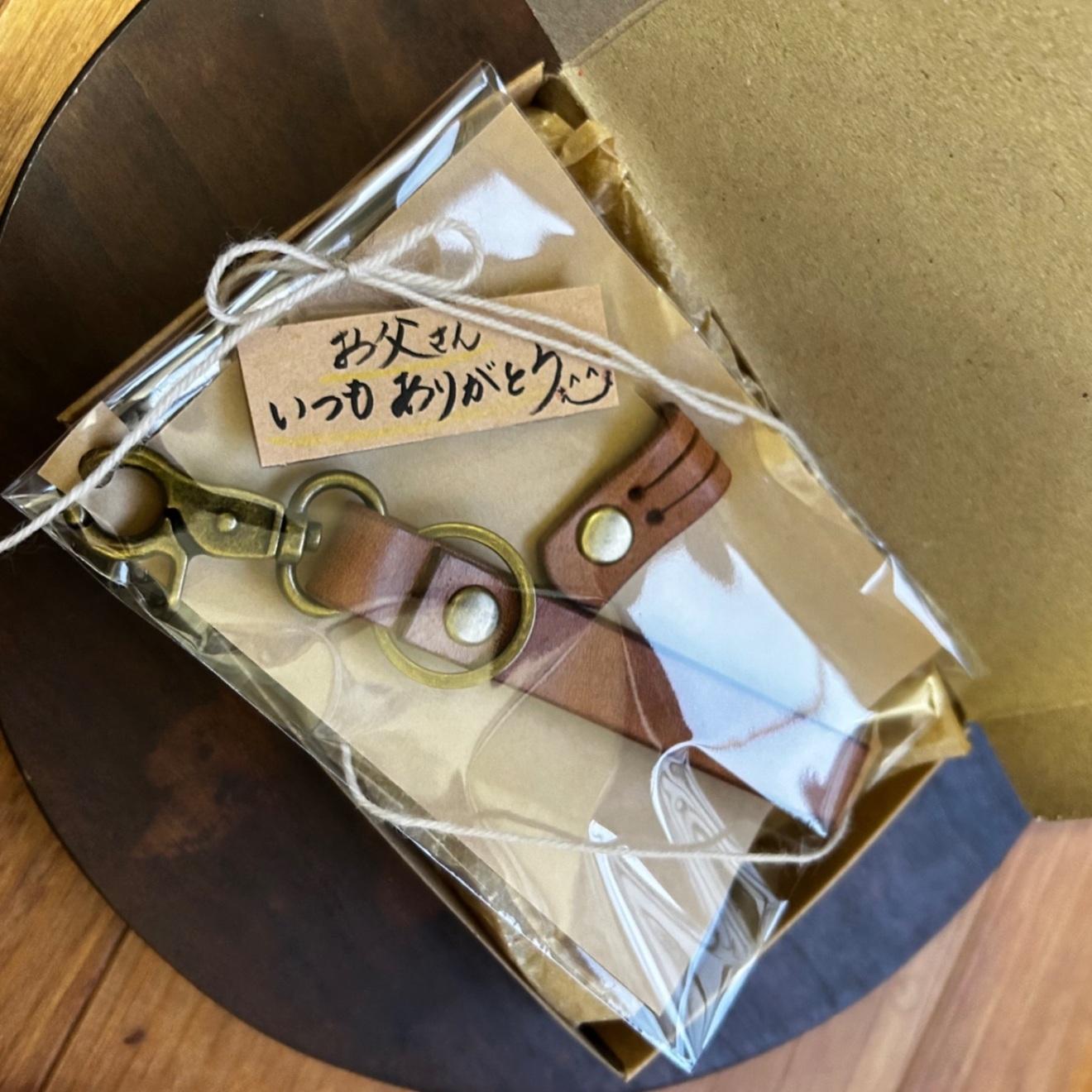 【父の日ギフト】本革キーホルダー＆コードクリップセット　３色